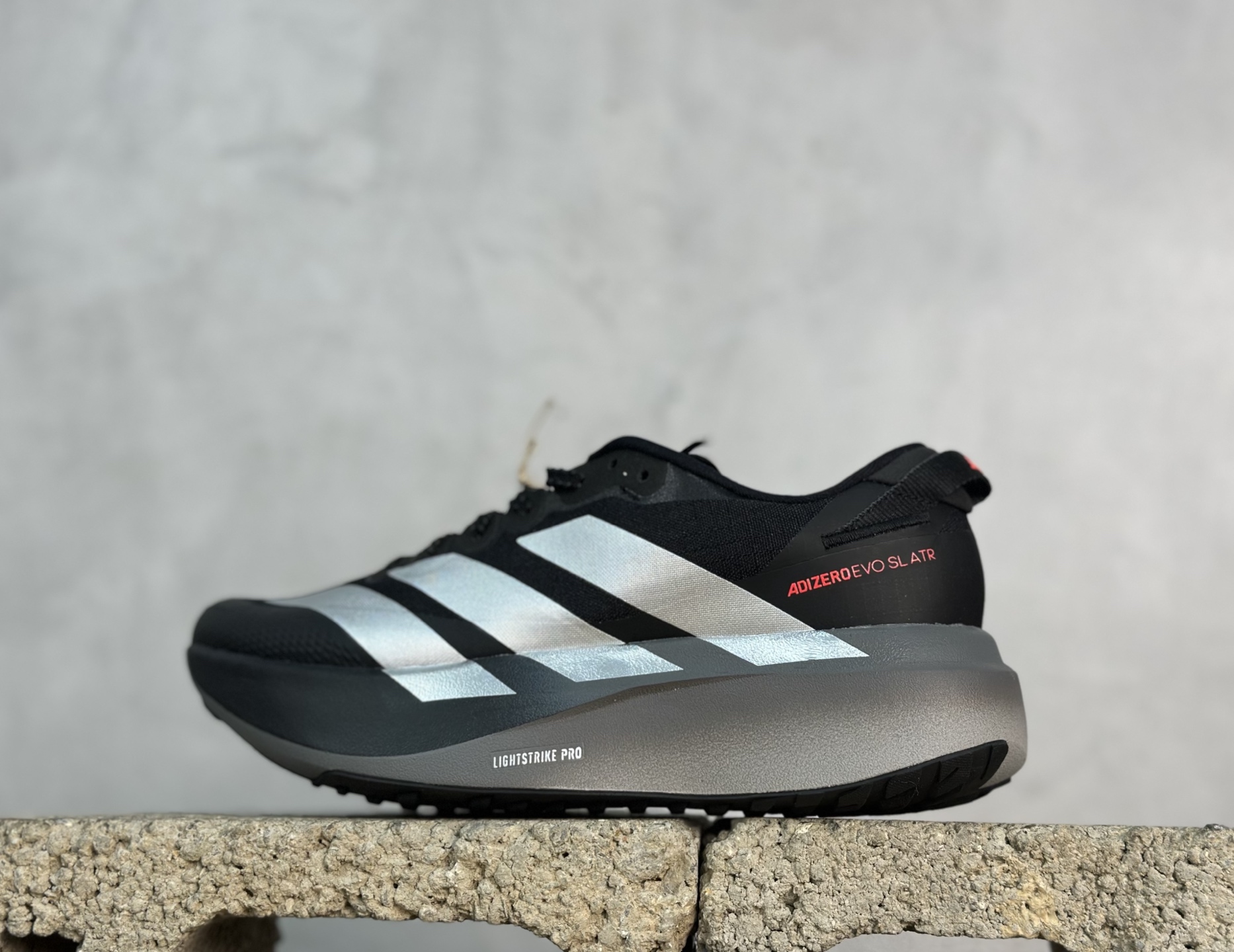 Tênis Adidas Evo SL ATR Degrade Preto Prata KK0313 (RS)