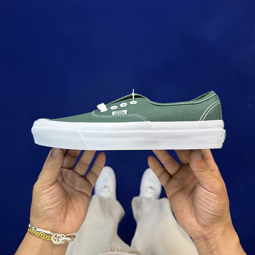 Tênis Vans HP Van-s Authentic Verde VN0A4BV9BC6