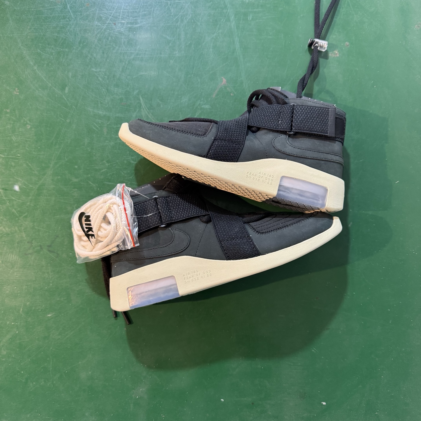Tênis Fear Of God OWF NK×FOG Preto AT8087-002