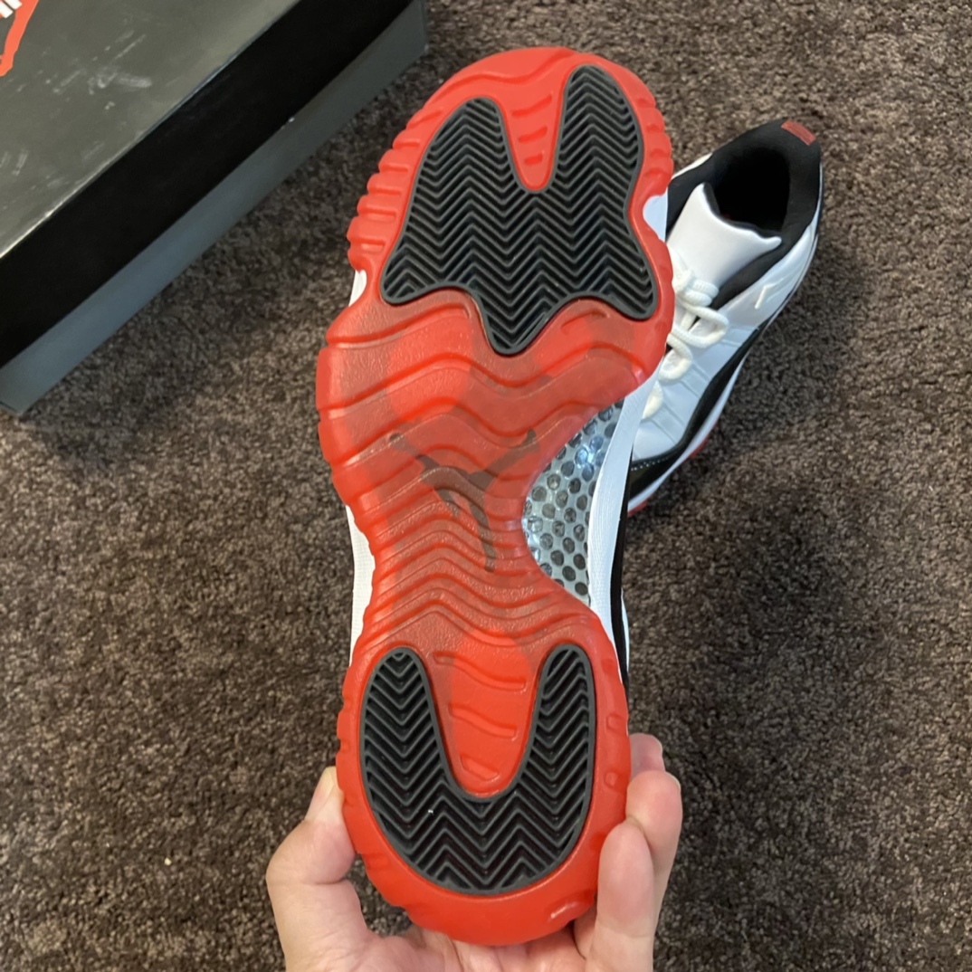 Tênis Air Jordan 11 Cano Baixo Preto Branco Vermelho AV2187-160 (KZ)