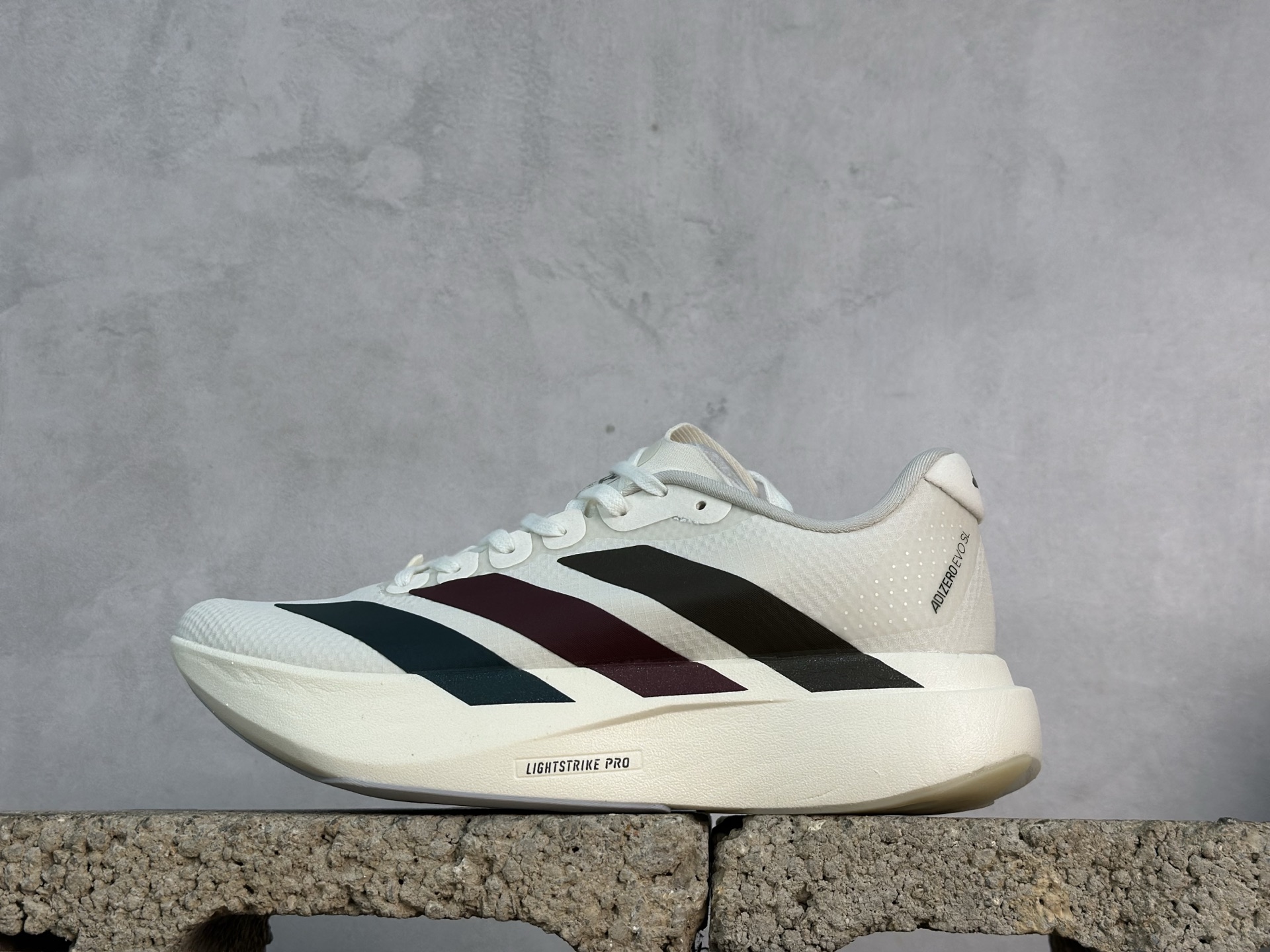 Tênis Adidas Evo SL2 Branco Cinza Multicor KK3675