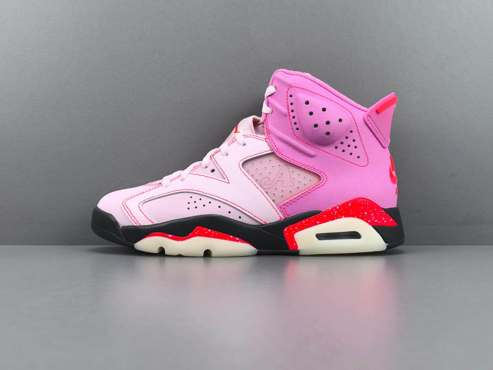 Tênis Air Jordan 6 Rosa IQ5706-600 (OG)