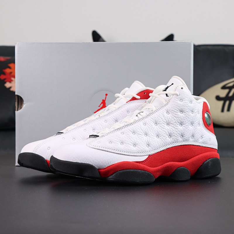 Tênis Air Jordan 13 Branco e Vermelho (TK)