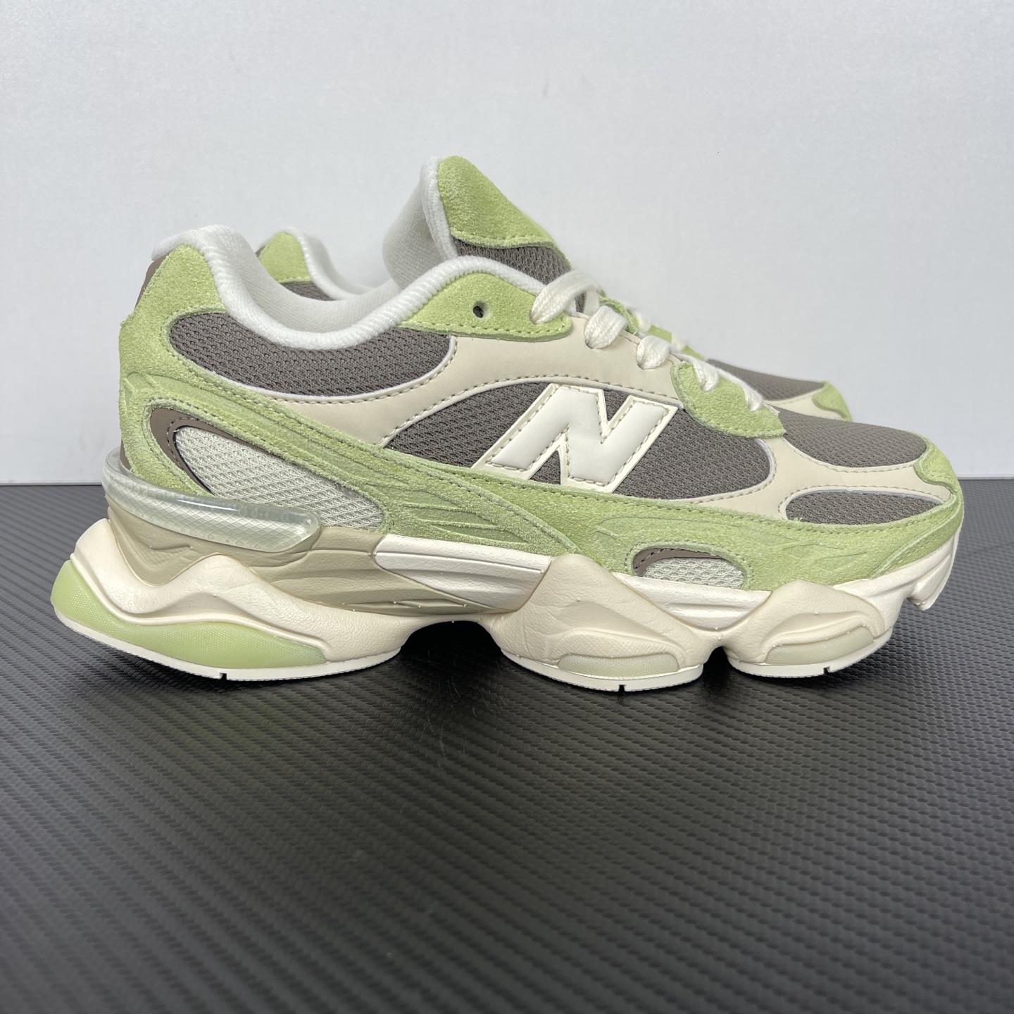 Tênis New Balance Verde Amarelo U906028L (C)