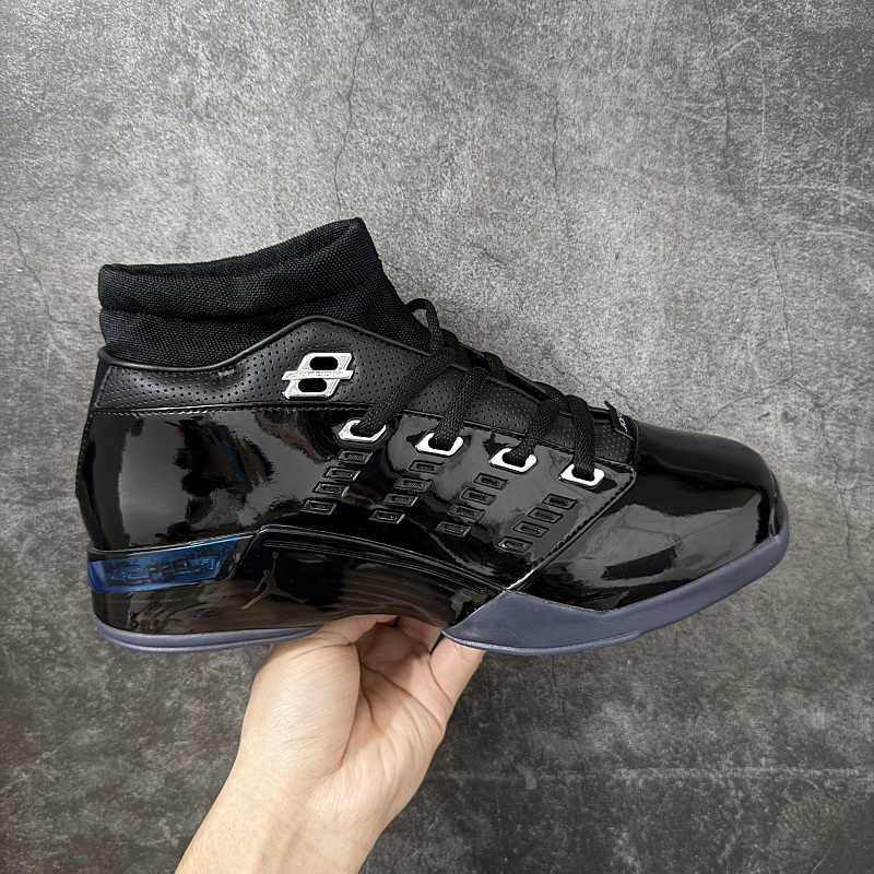 Tênis Air Jordan 17 IV7640-001 Preto Patent (DGC)