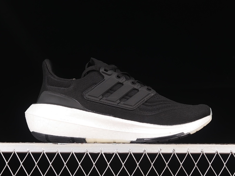 Tênis Ad Ultra Boost Light 23 UB9.0 Creme Estampa ( · GY9351)