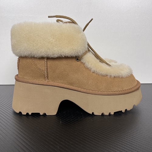Tênis Ugg Top U-G-G Bege 1171532–CHE